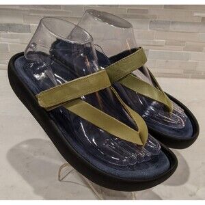 Women's Wolky Serenity Moss Green Adjustable Thong Sandals Size 38/US 7